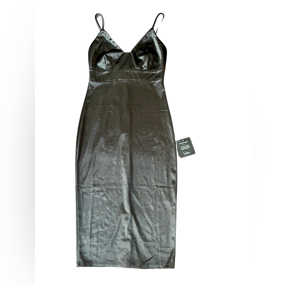 Lulu's Sleek Black Midi Dress